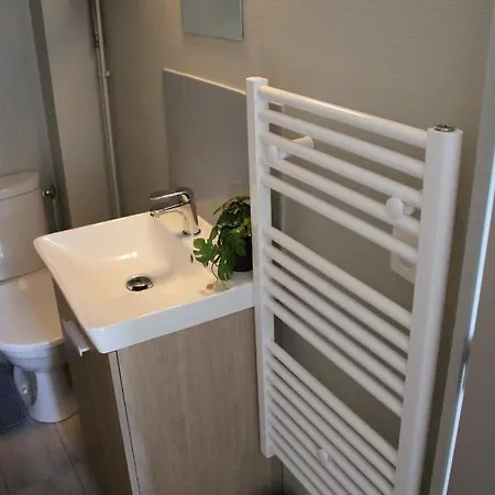 Apartment Studio Face A La Gare De Tours